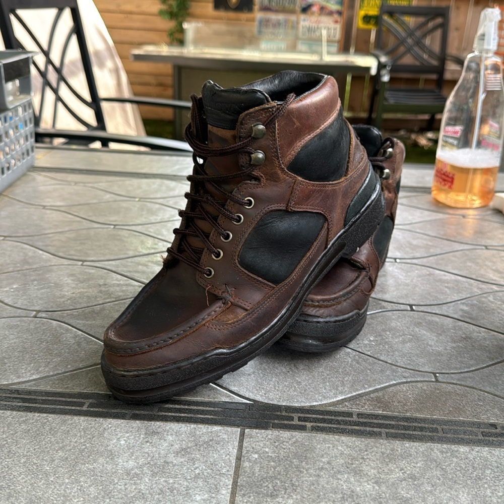 HH Brown Hiking Boots